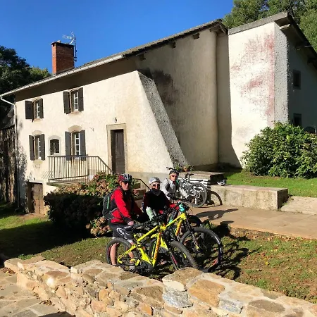 Le Tilleul De Bressolles Brassac (Tarn)
